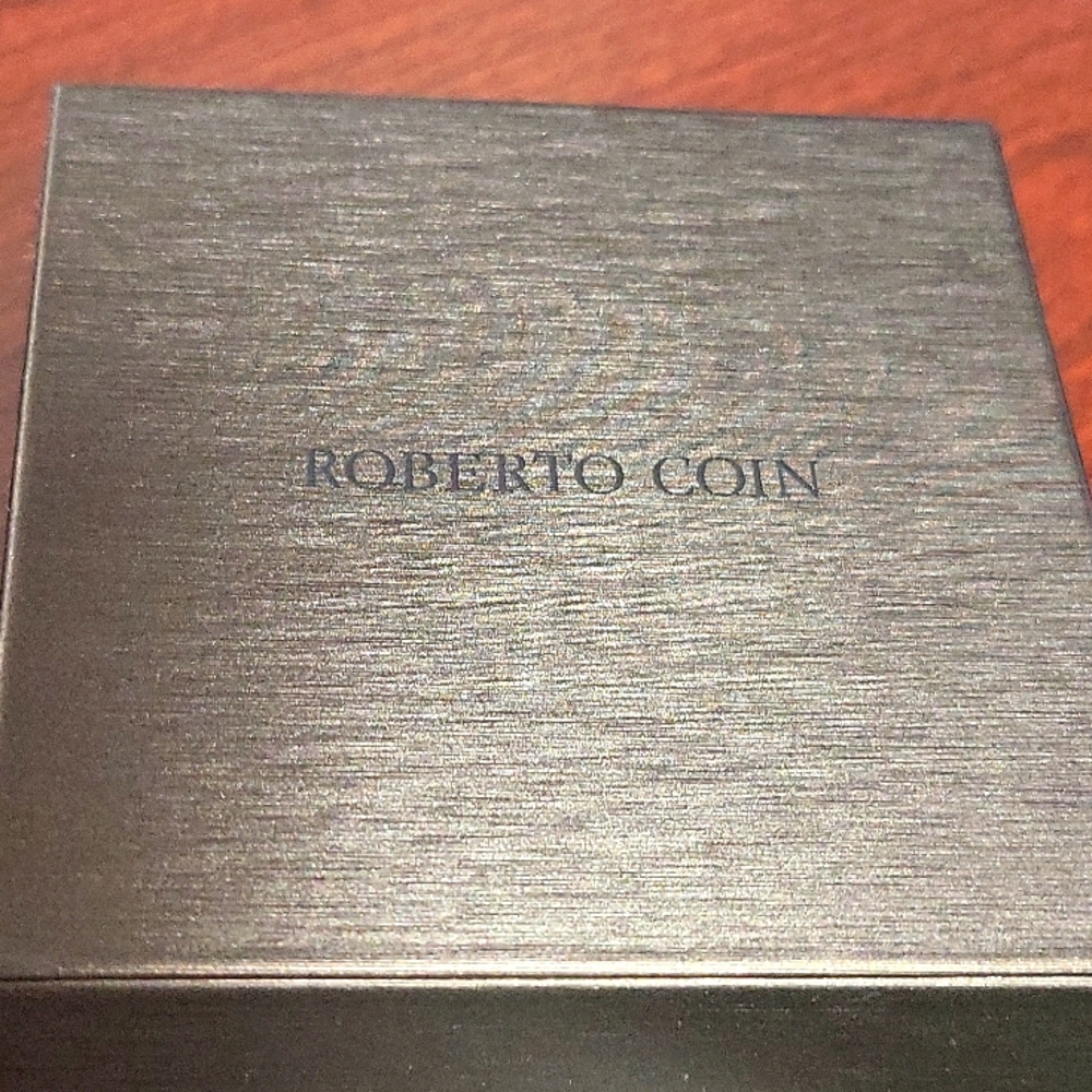 Roberto Coin Love Letter letter J charm only